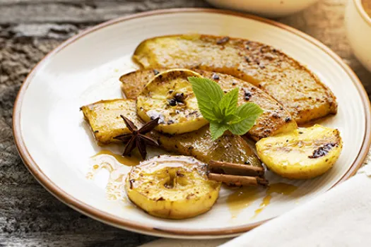 Baked Squash with Apples and Spices