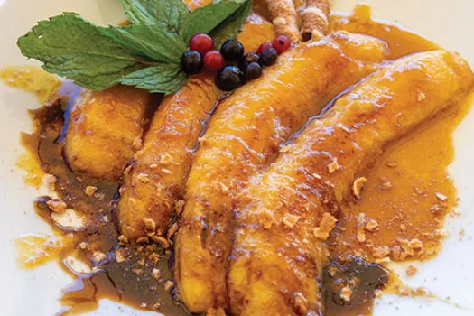 Bananas with Caramel Sauce