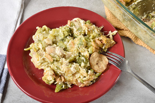 Cheesy Chicken, Broccoli, and Rice Bake