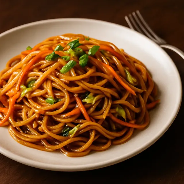 Lo Mein Eriştesi