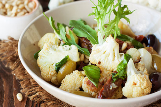 Hearty Vegetable Salad with Herb Dressing