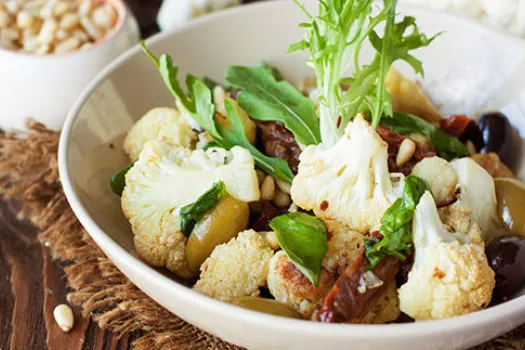 Hearty Vegetable Salad with Herb Dressing