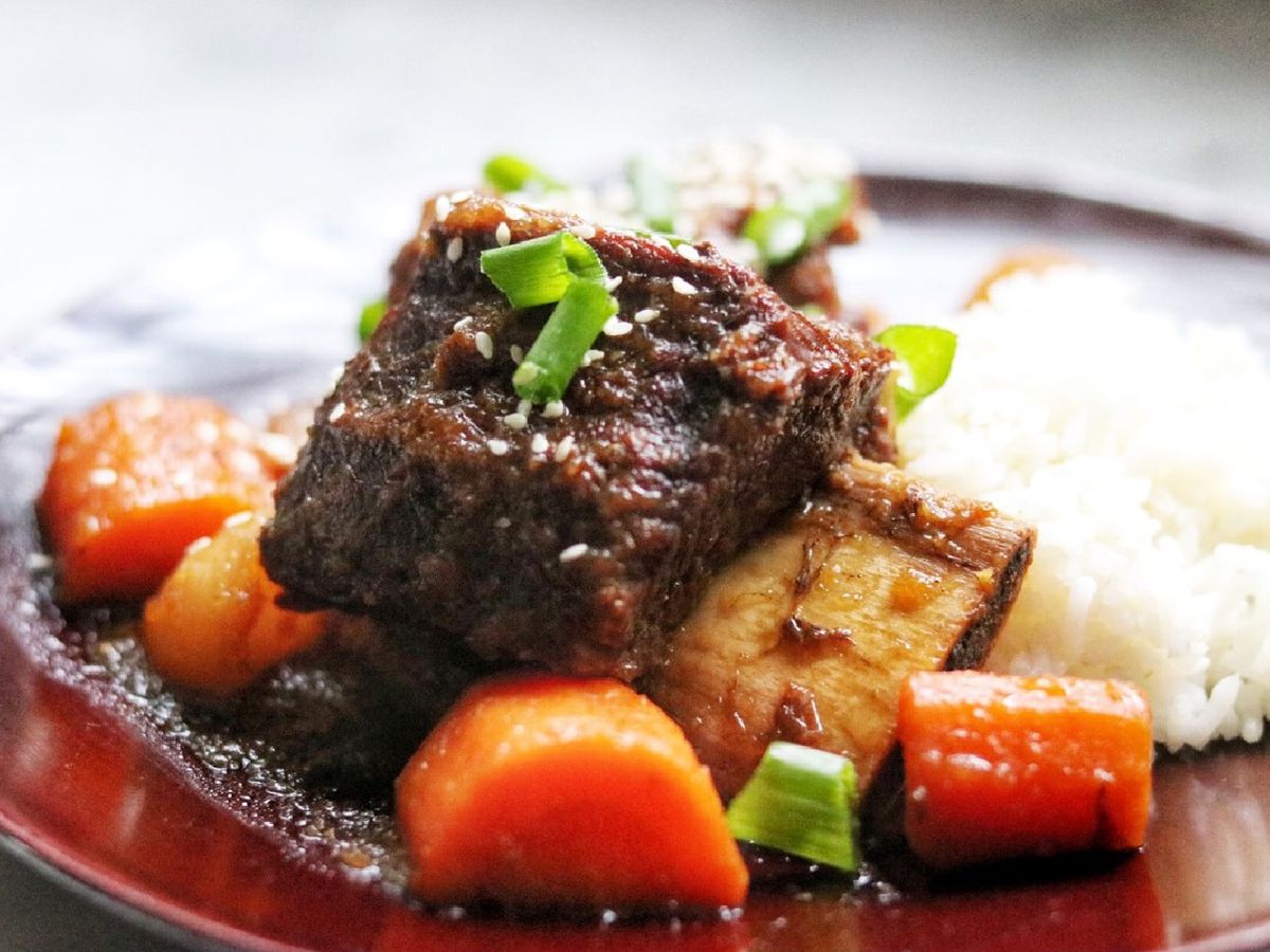 Instant Pot Galbi (Korean-Style Short Ribs)