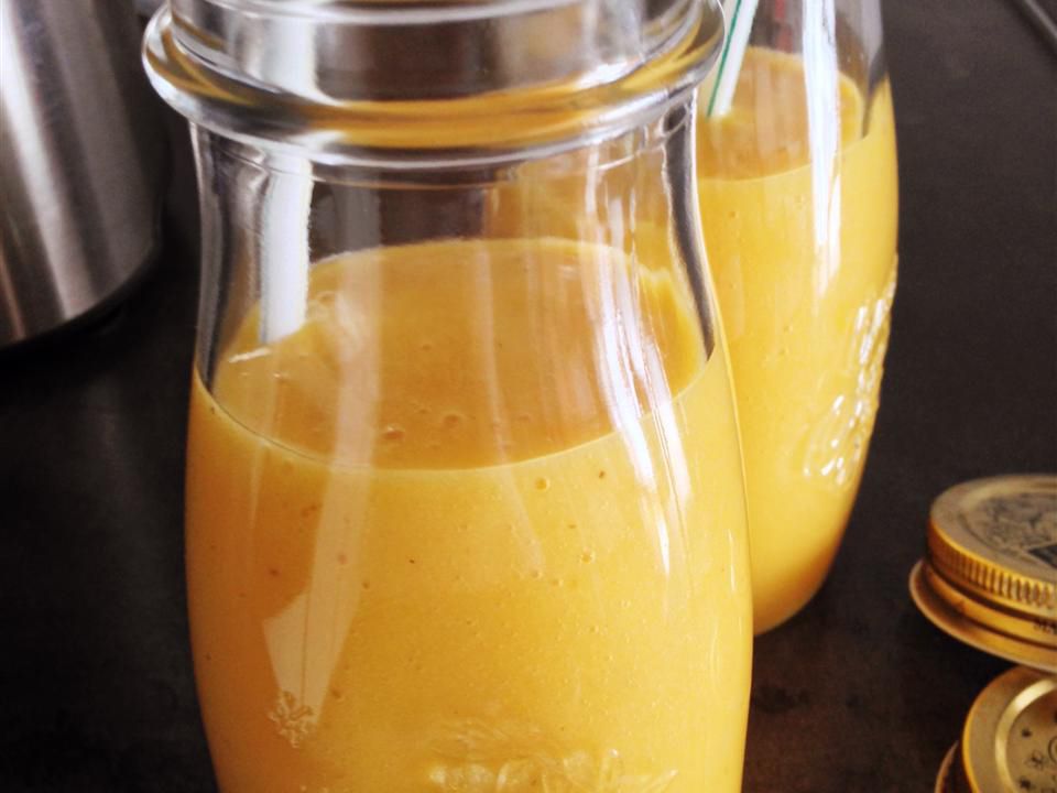 Lela's Protein Mango Smoothie