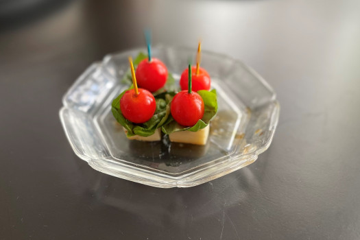Mini Caprese Bites