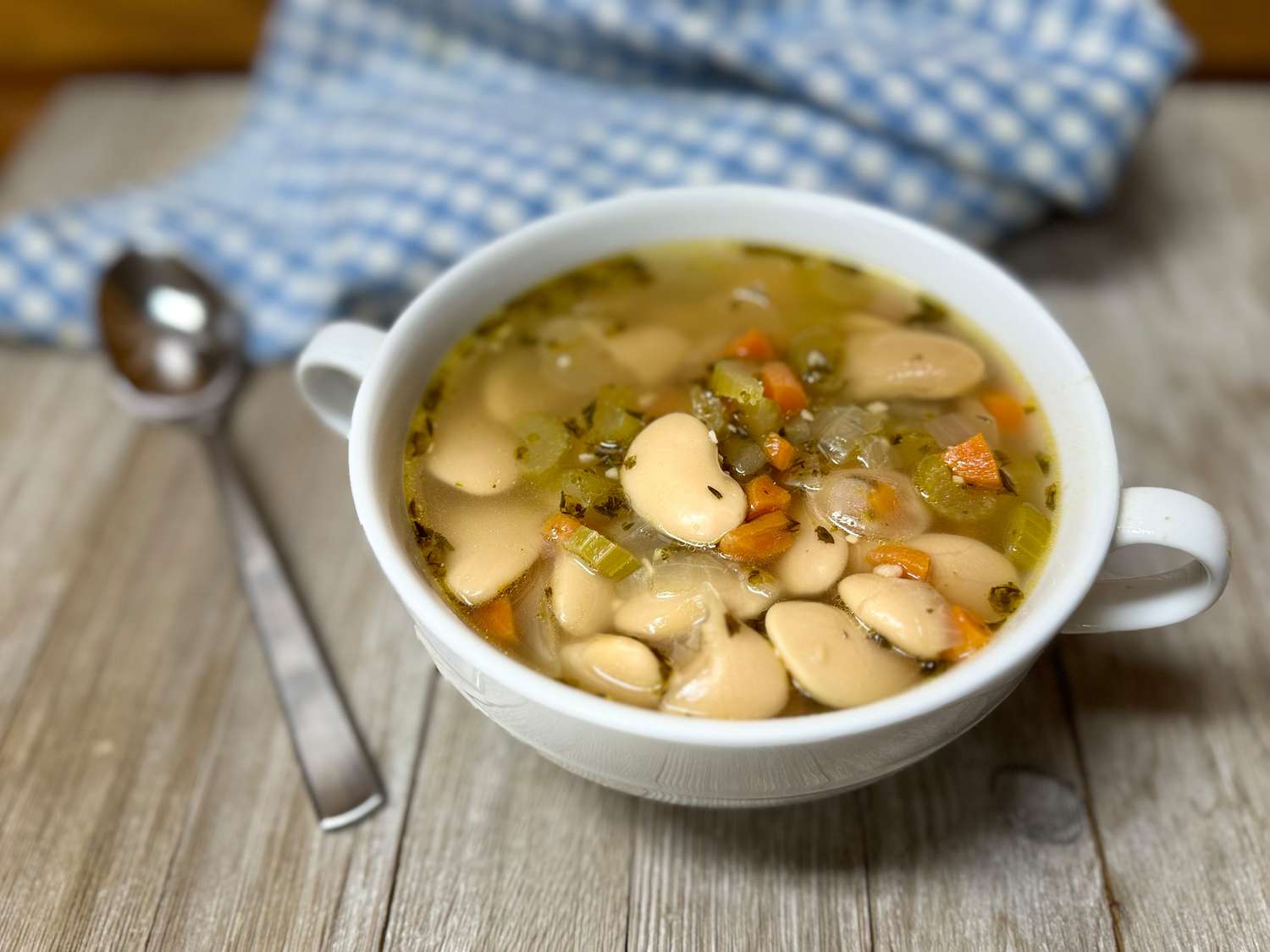 Mom's Butter Bean Soup