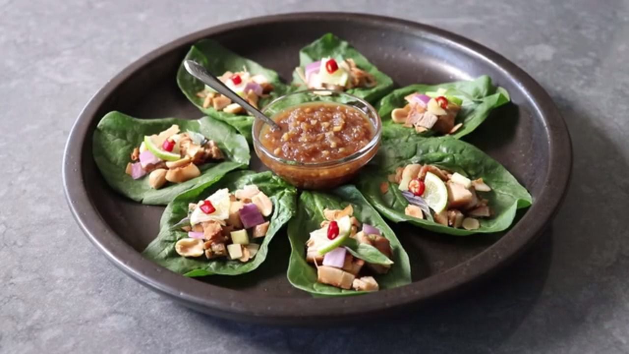One-Bite Thai 'Flavor Bomb' Salad Wraps (Miang Kham)