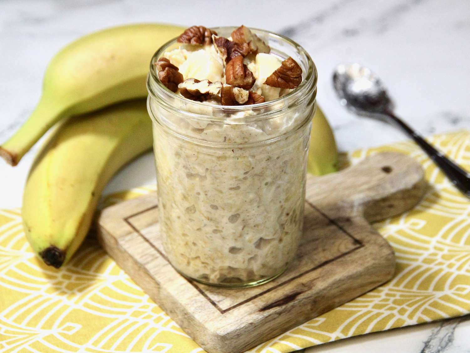 Overnight Pineapple-Banana Oatmeal