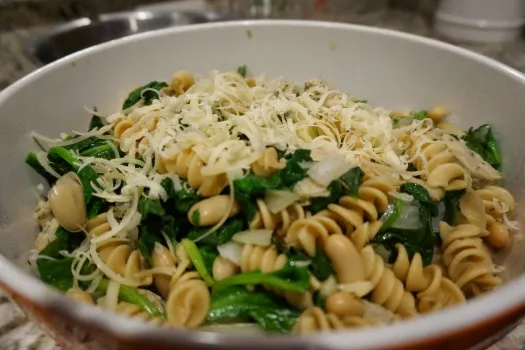 Pasta with Greens, Beans, and Chicken