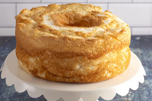 Pineapple Angel Food Cake