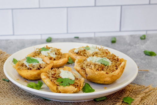 Plantain Cups with Shredded Chicken | Mofonguitos