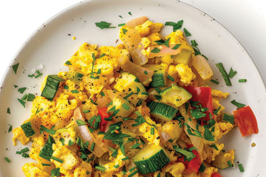Scrambled Eggs with Vegetables and Cheese