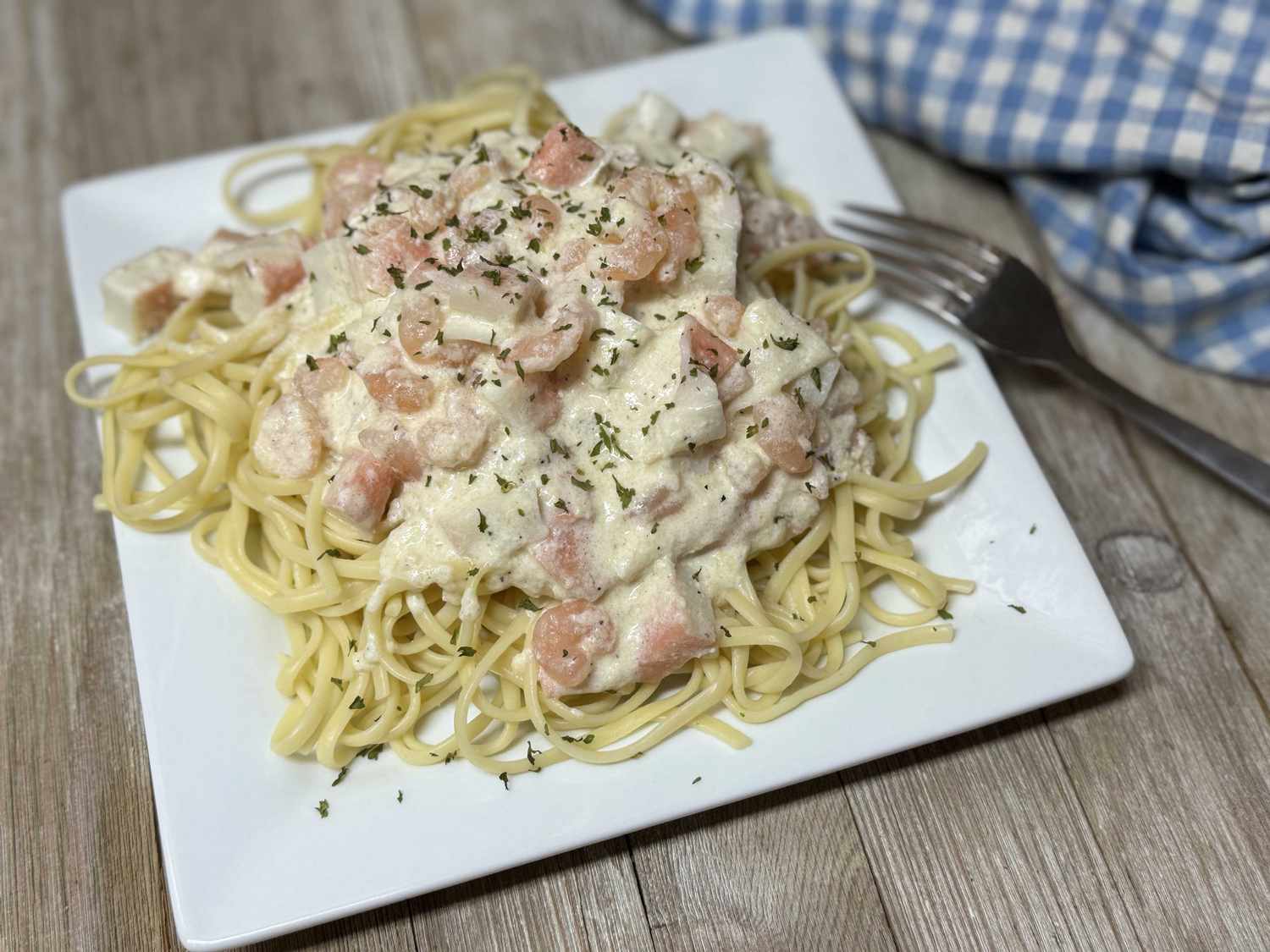Scrumptious Seafood Linguine