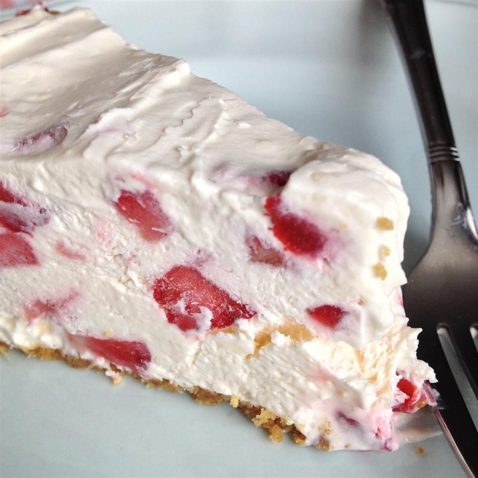 Frozen Strawberry Pie
