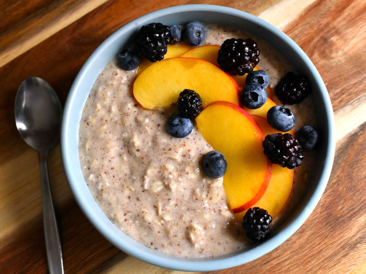 Vegan Overnight Oats with Chia Seeds and Fruit