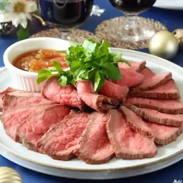 お店級!きれいなピンクのローストビーフ&オニオンソース