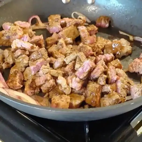 三國流ステーキタコス