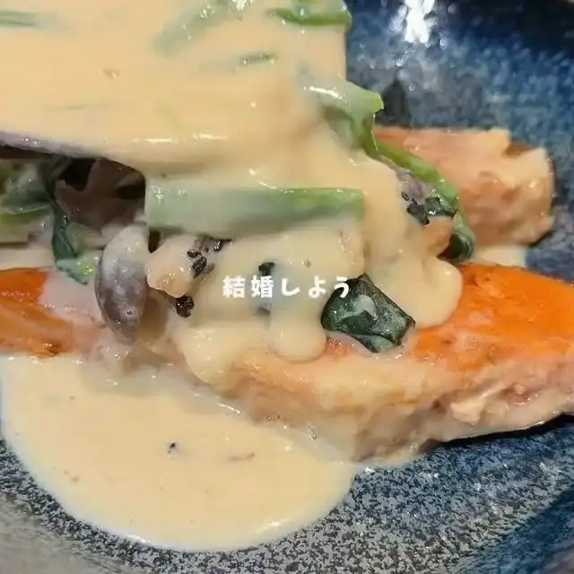 鮭とほうれん草のクリーム煮