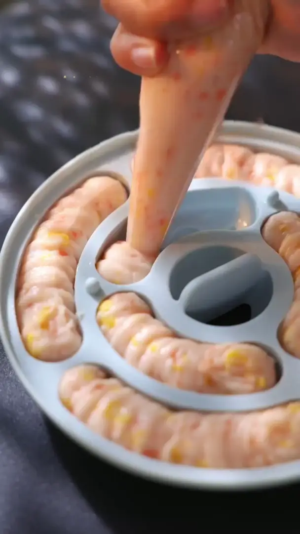 豚肉と山芋、トウモロコシの赤ちゃんソーセージ