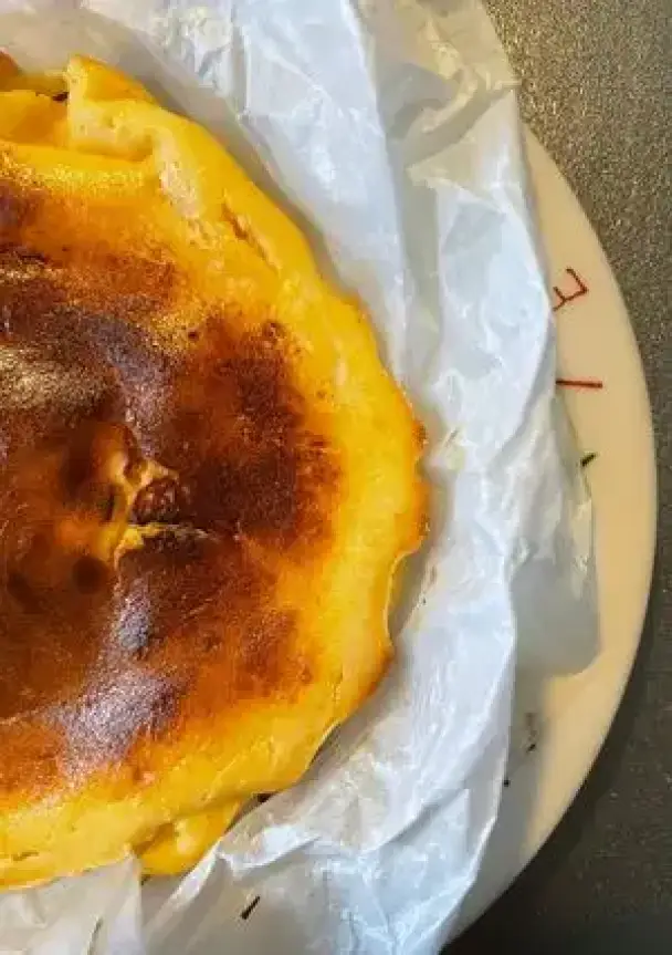 ヨーグルトバスク風チーズケーキ