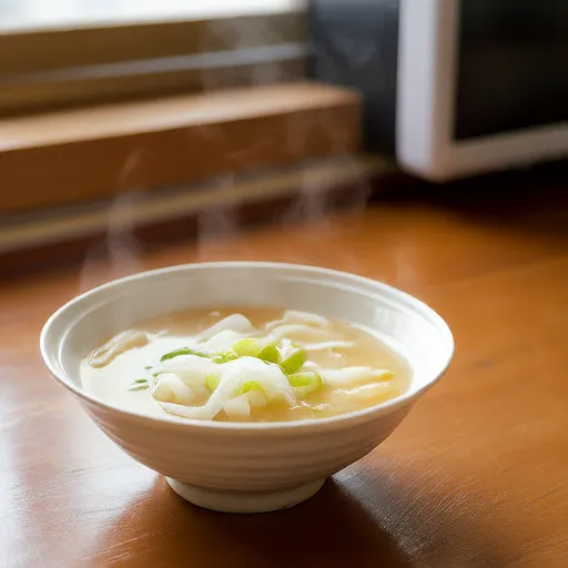 Microwave Easy Tuna and Onion Soup