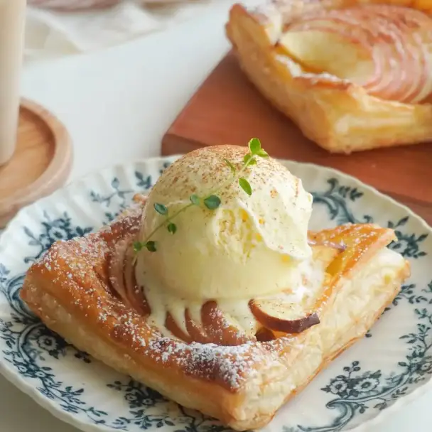 カスタードアップルパイ