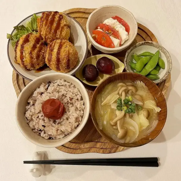 まんまるコロッケ定食