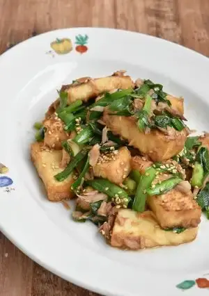 厚揚げ豆腐とにらのツナ炒め