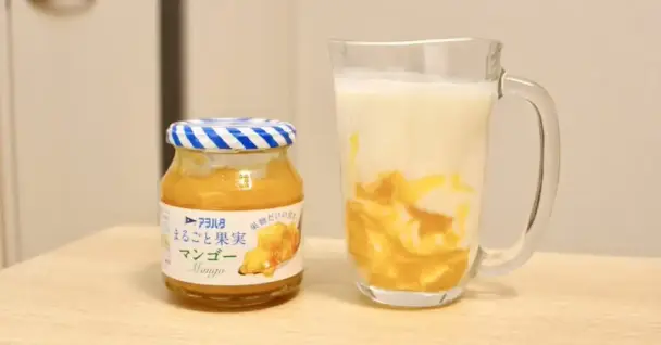 マンゴーラッシー