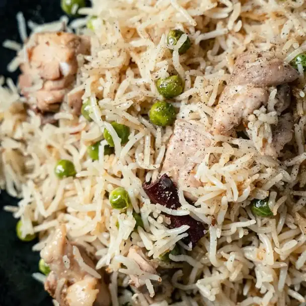 ヤフニ・チキン・マタル・プラオ