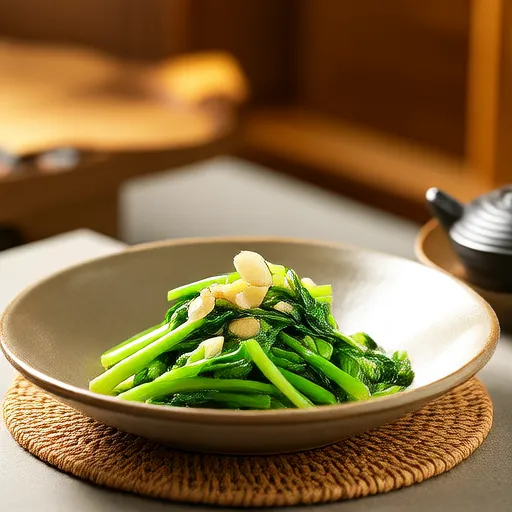 Stir-fried Komatsuna with Garlic