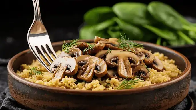 キヌアとマッシュルームとほうれん草のレシピ