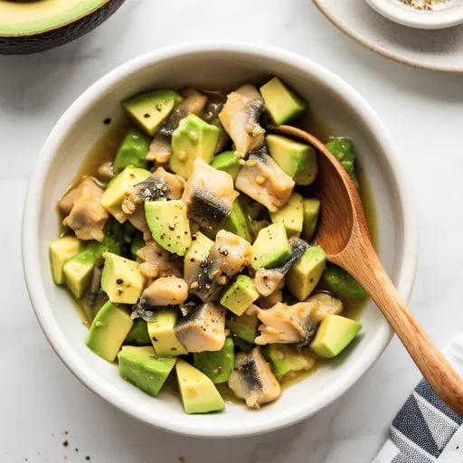 Avocado and Canned Mackerel Curry Stir-fry