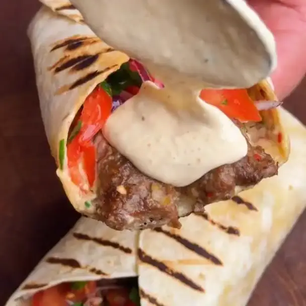 自宅で作るジューシーケバブラップ