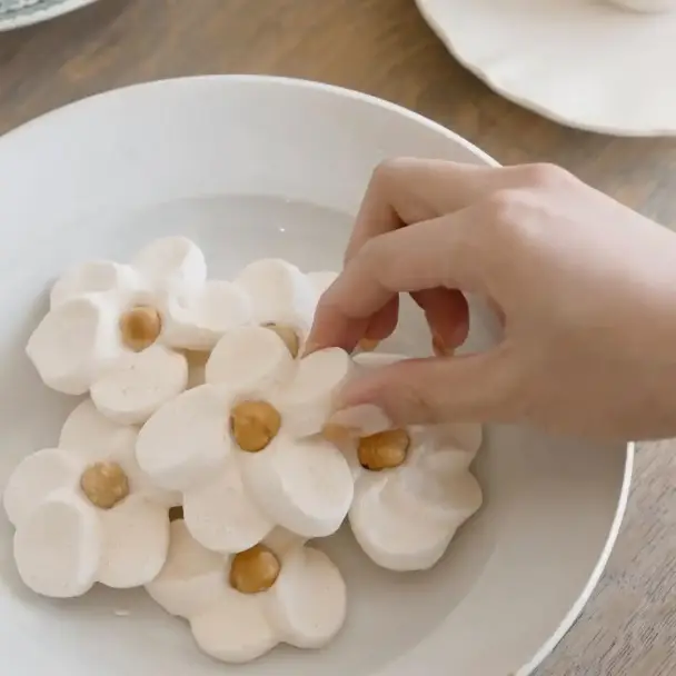 マシュマロお花のメレンゲクッキー
